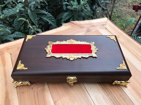 AHŞAP GOLD DETAYLI BÖLMELİ KAMA KUTUSU P188